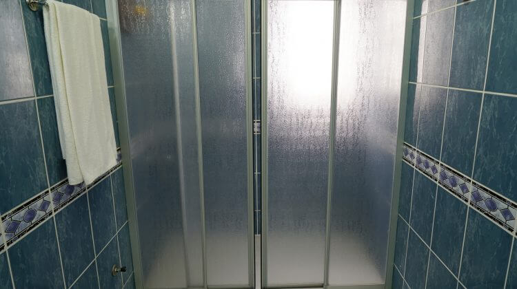 sliding shower doors